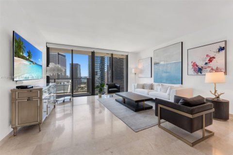 Снять в аренду кондоминиум в Майами, Флорида 1 спальня, 92.34м2, № 1971765 - фото 10
