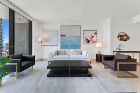 Снять в аренду кондоминиум в Майами, Флорида 1 спальня, 92.34м2, № 1971765 - фото 4