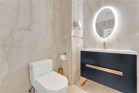 Снять в аренду кондоминиум в Майами, Флорида 1 спальня, 92.34м2, № 1971765 - фото 15