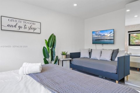 Villa ou maison à vendre à Miami, Floride: 4 chambres, 153.29 m2 № 2412502 - photo 20