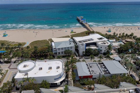 Condo in Pompano Beach, Florida, 1 bedroom  № 2052402 - photo 21