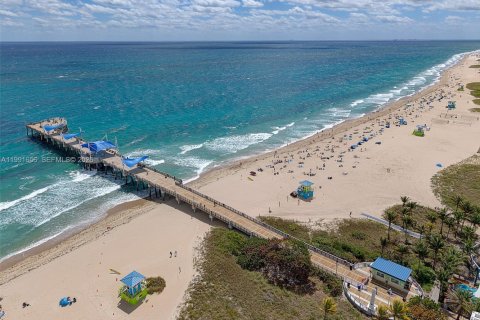 Condo in Pompano Beach, Florida, 1 bedroom  № 2052402 - photo 22