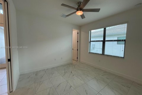 Casa en alquiler en Port St. Lucie, Florida, 4 dormitorios, 218.51 m2 № 2043790 - foto 24