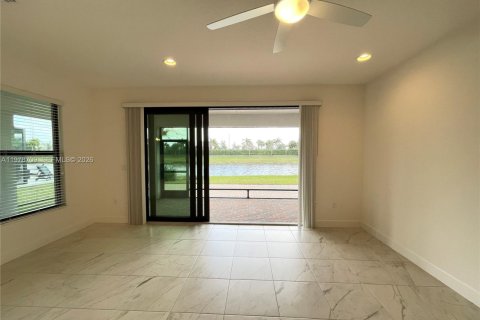 Casa en alquiler en Port St. Lucie, Florida, 4 dormitorios, 218.51 m2 № 2043790 - foto 19