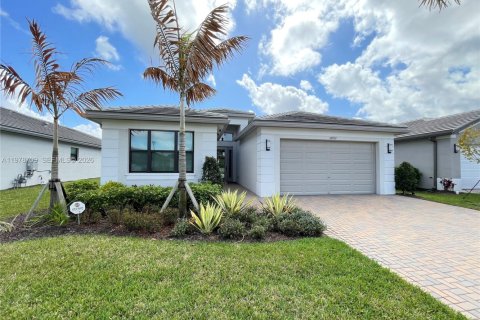 Casa en Port St. Lucie, Florida 4 dormitorios, 218.51 m2 № 2043790