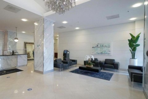 Condominio en venta en Sunny Isles Beach, Florida, 1 dormitorio, 93.37 m2 № 1925259 - foto 29