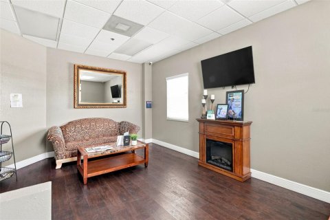 Immobilier commercial à vendre à Spring Hill, Floride: 934.97 m2 № 2338889 - photo 21