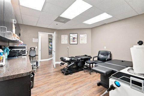 Immobilier commercial à vendre à Spring Hill, Floride: 934.97 m2 № 2338889 - photo 28