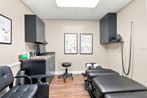 Immobilier commercial à vendre à Spring Hill, Floride: 934.97 m2 № 2338889 - photo 27