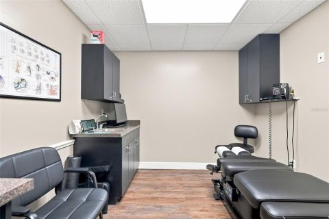 Immobilier commercial à vendre à Spring Hill, Floride: 934.97 m2 № 2338889 - photo 19