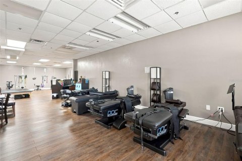 Immobilier commercial à vendre à Spring Hill, Floride: 934.97 m2 № 2338889 - photo 13
