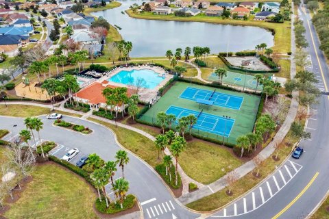 House in Kissimmee, Florida 5 bedrooms, 259.57 sq.m. № 1512240 - photo 8