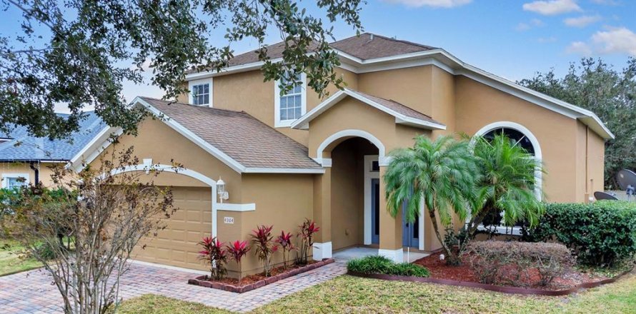 House in Kissimmee, Florida 5 bedrooms, 259.57 sq.m. № 1512240