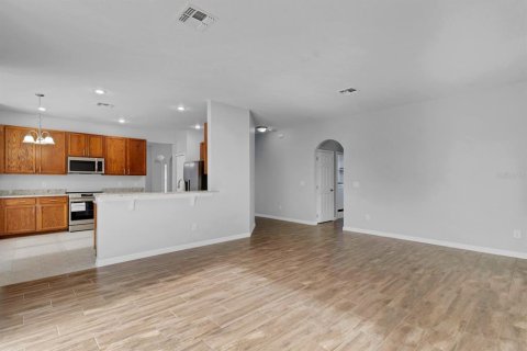 House in Kissimmee, Florida 5 bedrooms, 259.57 sq.m. № 1512240 - photo 17
