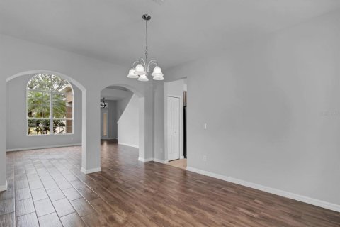 House in Kissimmee, Florida 5 bedrooms, 259.57 sq.m. № 1512240 - photo 14