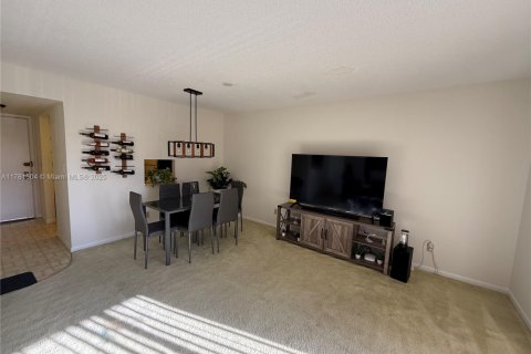 Купить кондоминиум в Норт-Лодердейл, Флорида 1 спальня, 80.82м2, № 1958072 - фото 10