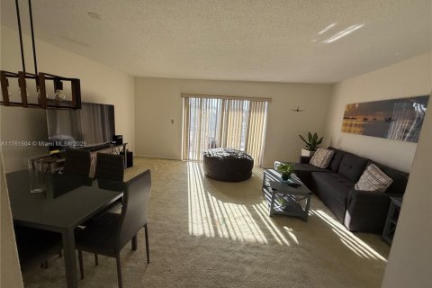 Купить кондоминиум в Норт-Лодердейл, Флорида 1 спальня, 80.82м2, № 1958072 - фото 7