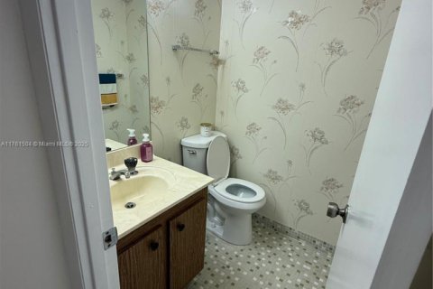 Купить кондоминиум в Норт-Лодердейл, Флорида 1 спальня, 80.82м2, № 1958072 - фото 16