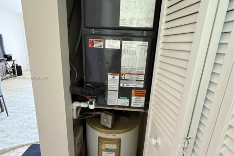 Купить кондоминиум в Норт-Лодердейл, Флорида 1 спальня, 80.82м2, № 1958072 - фото 17