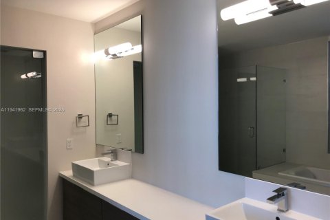 Купить кондоминиум в Майами, Флорида 3 спальни, 148.18м2, № 1998772 - фото 29