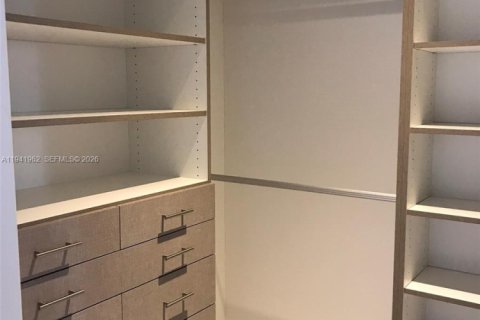 Купить кондоминиум в Майами, Флорида 3 спальни, 148.18м2, № 1998772 - фото 4