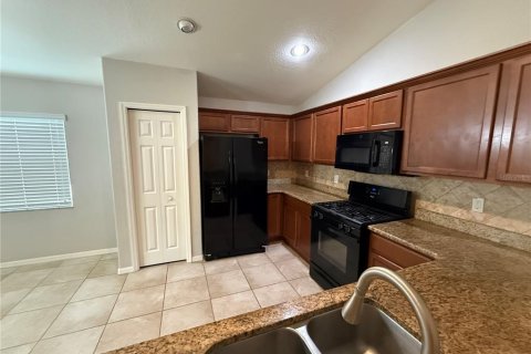 Villa ou maison à louer à Winter Haven, Floride: 3 chambres, 156.82 m2 № 2416636 - photo 7