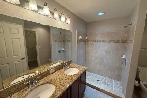 Villa ou maison à louer à Winter Haven, Floride: 3 chambres, 156.82 m2 № 2416636 - photo 11