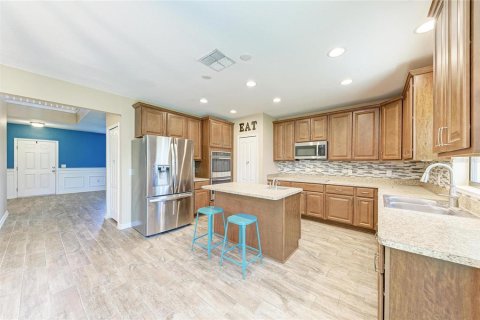 Villa ou maison à vendre à Port Charlotte, Floride: 5 chambres, 271.27 m2 № 2231859 - photo 18