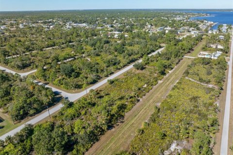 Terrain à vendre à Port Charlotte, Floride № 2205988 - photo 6