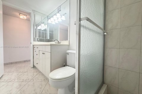 Copropriété à vendre à Hollywood, Floride: 2 chambres, 117.99 m2 № 1935603 - photo 23