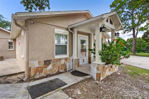 Commercial property in Tavares, Florida 226.68 sq.m. № 1810323 - photo 24
