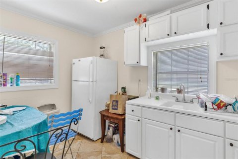 Commercial property in Tavares, Florida 226.68 sq.m. № 1810323 - photo 20