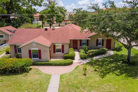 Commercial property in Tavares, Florida 226.68 sq.m. № 1810323 - photo 3
