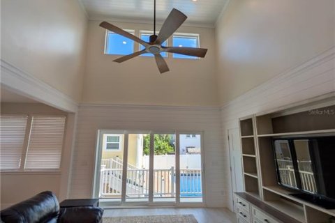 Villa ou maison à vendre à Daytona Beach, Floride: 4 chambres, 182.18 m2 № 2342489 - photo 13