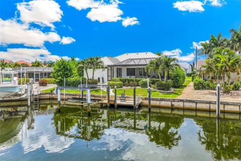 Villa ou maison à vendre à Punta Gorda, Floride: 3 chambres, 199.18 m2 № 2325203 - photo 25