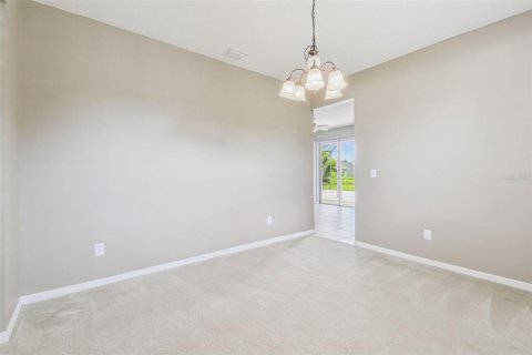 Villa ou maison à louer à Riverview, Floride: 4 chambres, 253.72 m2 № 2387340 - photo 16