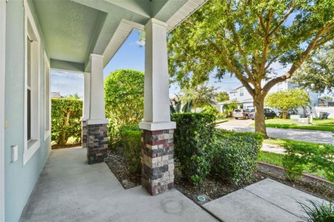 Villa ou maison à louer à Riverview, Floride: 4 chambres, 253.72 m2 № 2387340 - photo 8