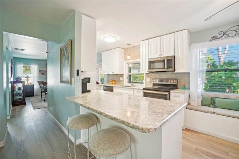 Casa en venta en Palm Harbor, Florida, 2 dormitorios, 122.54 m2 № 2110489 - foto 11