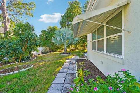 Casa en venta en Palm Harbor, Florida, 2 dormitorios, 122.54 m2 № 2110489 - foto 29