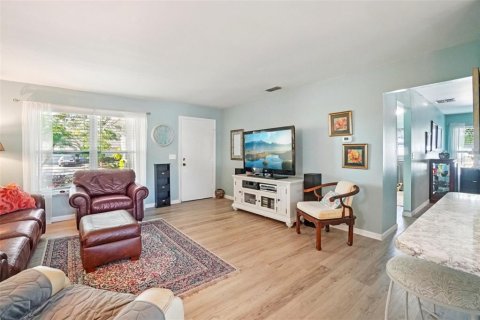 Casa en venta en Palm Harbor, Florida, 2 dormitorios, 122.54 m2 № 2110489 - foto 6