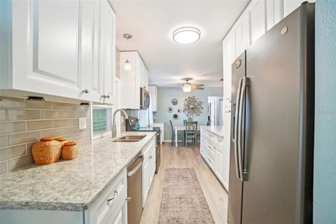 Casa en venta en Palm Harbor, Florida, 2 dormitorios, 122.54 m2 № 2110489 - foto 14