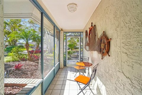Casa en venta en Palm Harbor, Florida, 2 dormitorios, 122.54 m2 № 2110489 - foto 3