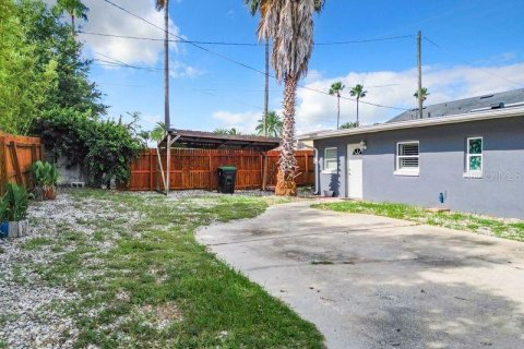 House in Orlando, Florida 3 bedrooms, 168.9 sq.m. № 1386403 - photo 7