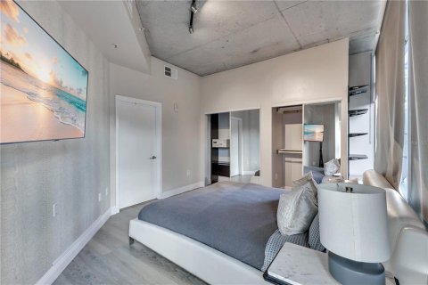 Condominio en alquiler en Orlando, Florida, 2 dormitorios, 122.63 m2 № 2211615 - foto 18