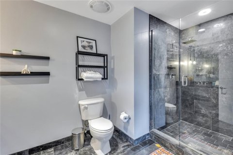 Condominio en alquiler en Orlando, Florida, 2 dormitorios, 122.63 m2 № 2211615 - foto 21
