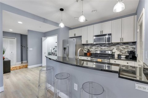 Condominio en alquiler en Orlando, Florida, 2 dormitorios, 122.63 m2 № 2211615 - foto 15