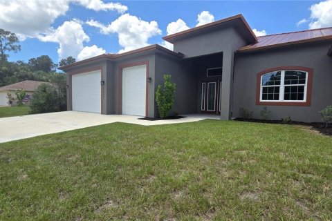 Casa en venta en North Port, Florida, 3 dormitorios, 269.32 m2 № 2296589 - foto 2