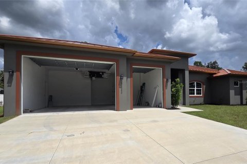 Casa en venta en North Port, Florida, 3 dormitorios, 269.32 m2 № 2296589 - foto 4