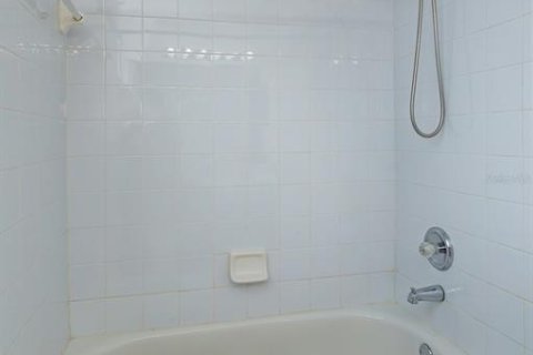 Купить кондоминиум в Орландо, Флорида 3 комнаты, 77.39м2, № 1916460 - фото 12