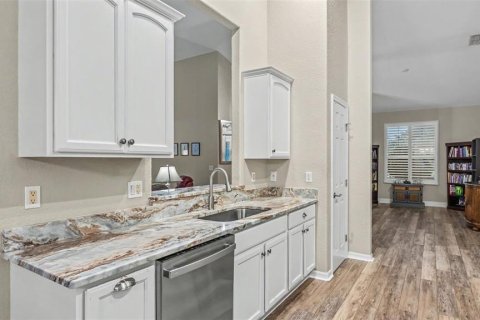 Villa ou maison à vendre à Lakeland, Floride: 4 chambres, 216.28 m2 № 2267104 - photo 12